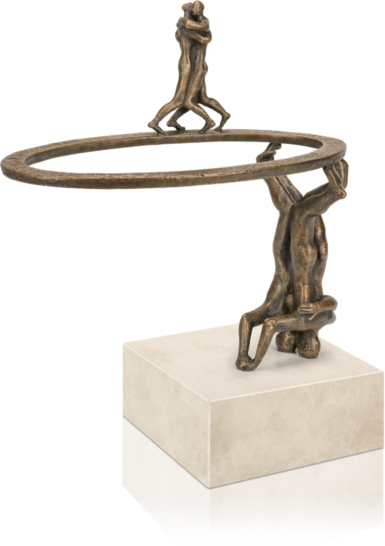 Bronzefigur If you can´t be with the one you love ... von Adelbert Heil