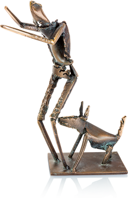 Bronzeskulptur-Mann-mit-Hund