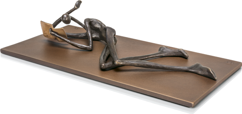 Bronzefigur Reader von Patricia Losada Casanova