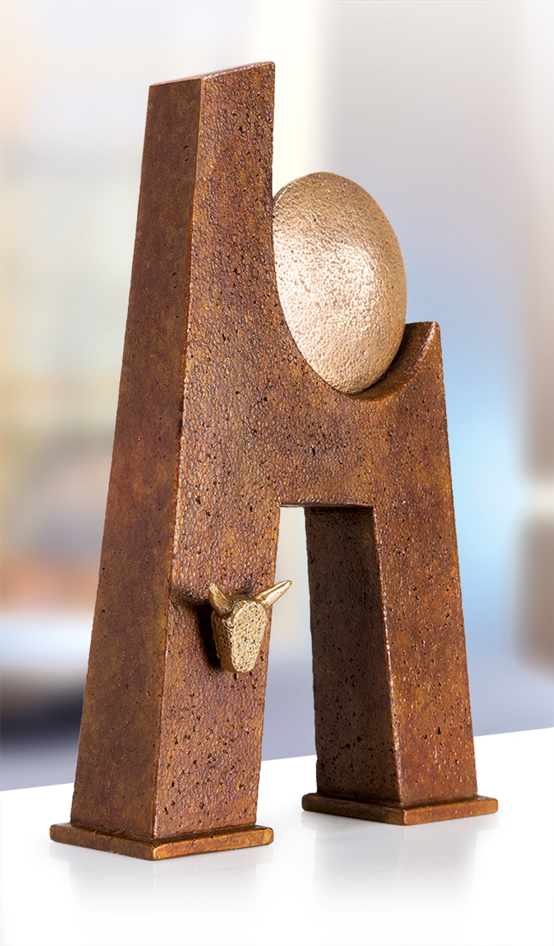 Bronzefigur Sonnentor von Heinz Rupp