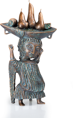 Bronzefigur Birnengabe von Elya Yalonetski