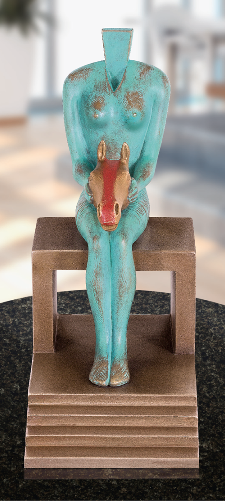 Bronzefigur Herzdame von Günther Stimpfl