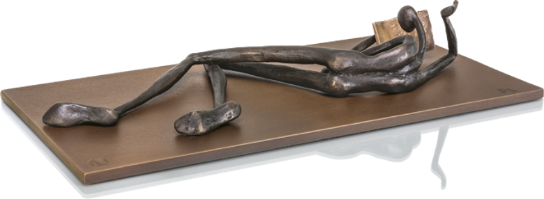 Bronzefigur Reader von Patricia Losada Casanova