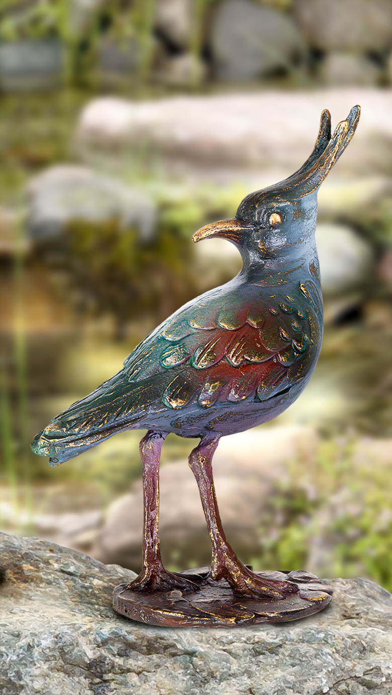 Bronzefigur Kiebitz von Atelier Strassacker