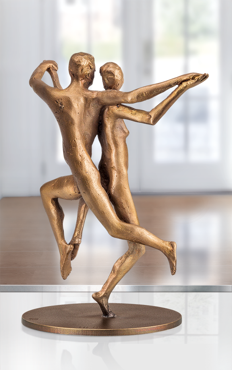 Bronzefigur »Kadentes Paar« von Adelbert Heil
