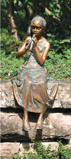 Bronzefigur Mädchen mit Flöte von Pawel Andryszewski