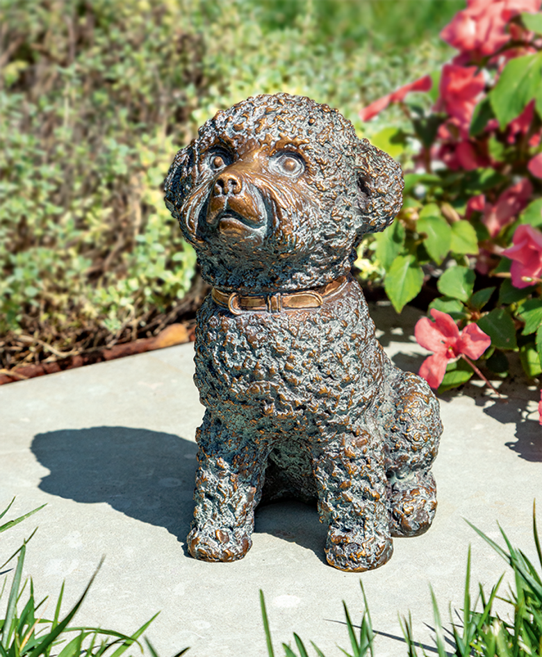 Bronzefigur «Stolzer Pudel» aus dem Atelier Strassacker