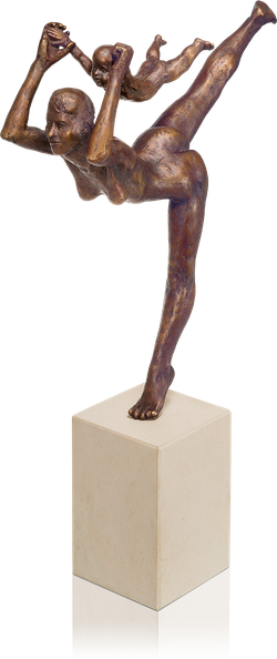 Bronzefigur Sie schwingt es von Adelbert Heil