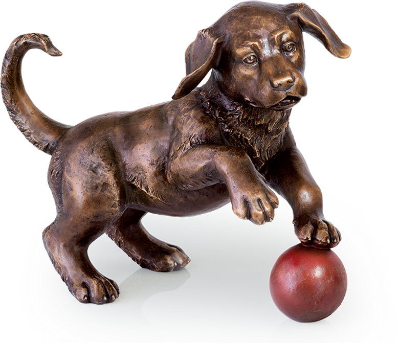Bronzefigur Hund mit Ball von Atelier Strassacker