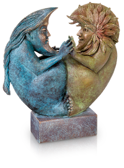 Bronzefigur Sun & Moon II von Fidelma Massey