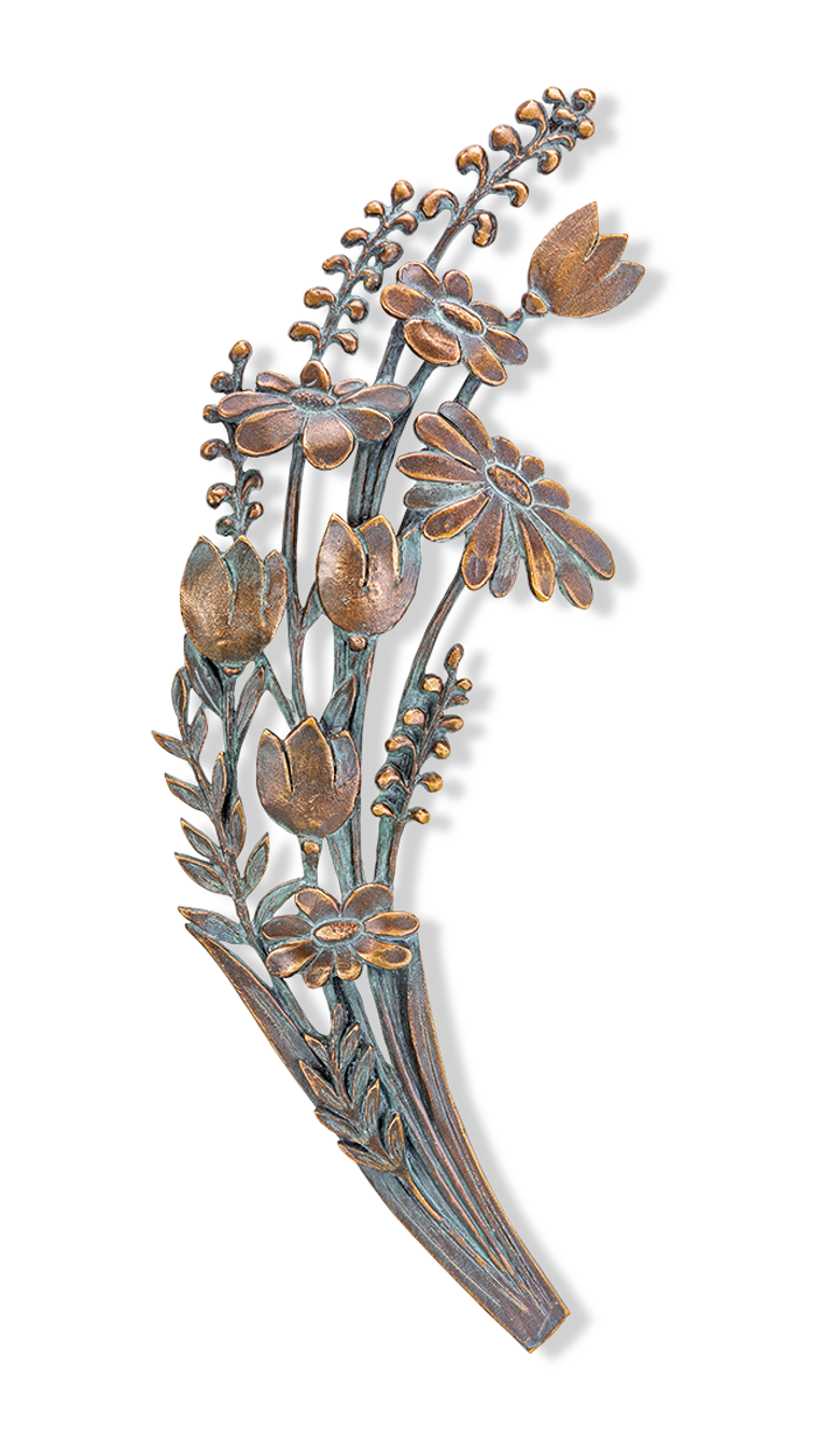 Bronzefigur «Blumenband» aus dem Atelier Strassacker