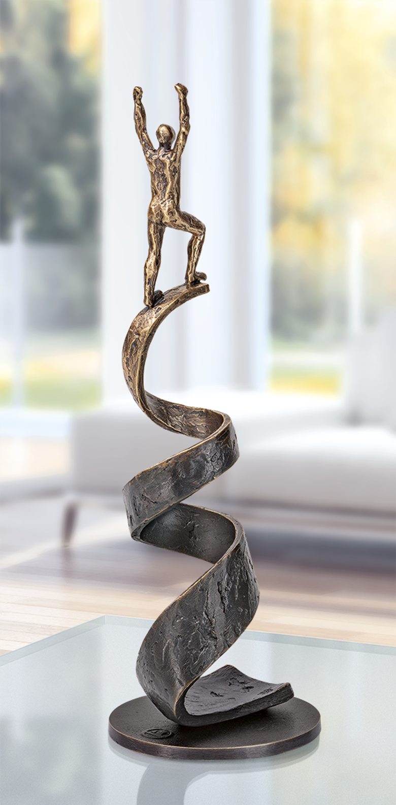 Bronzefigur «Erfolg» aus dem Atelier Strassacker