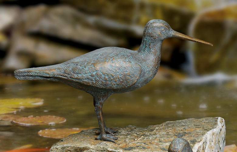 Bronzefigur Wasserläufer wachsam von Atelier Strassacker