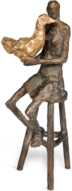 Bronzefigur Frau mit Vogel von Marianne Mostert