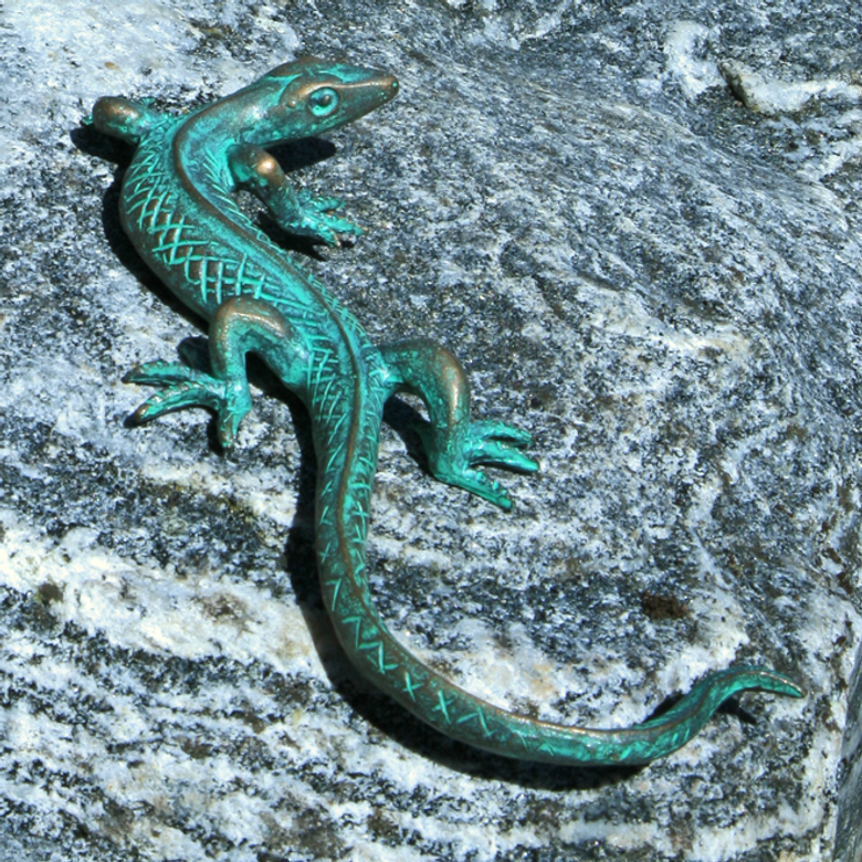 Bronzefigur Eidechse von Atelier Strassacker