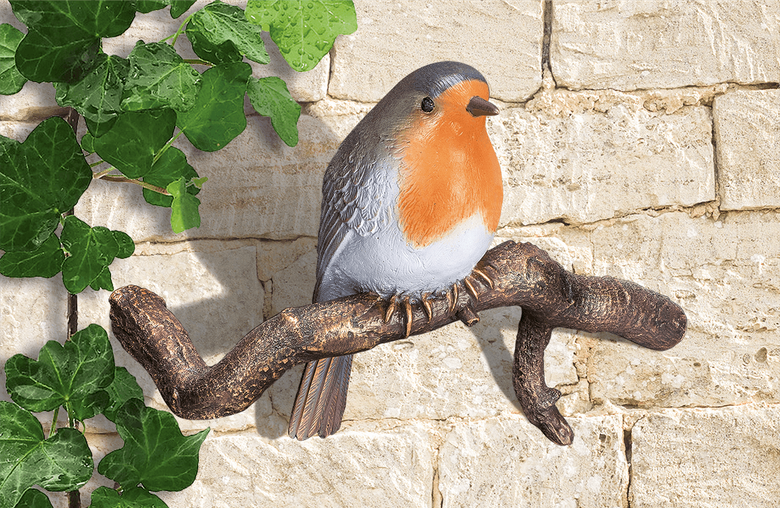 Bronzefigur »Rotkehlchen auf Ast« aus dem Atelier Strassacker