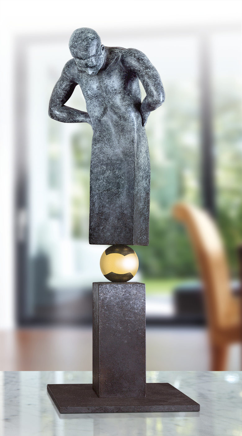 Bronzefigur That is the question von Annie Jungers