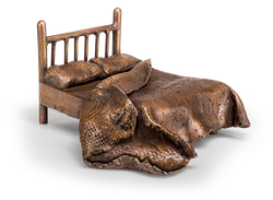 Bronzefigur Bed of yesterday von Newman-Maguire
