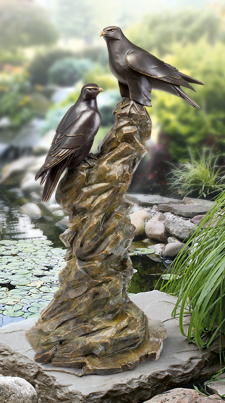 Bronzefigur Gerfalken von Atelier Strassacker
