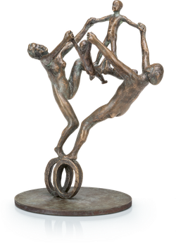 Bronzefigur Familie auf Rädern von Adelbert Heil