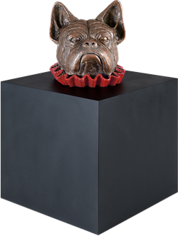 Bronzefigur Hund im Würfel von Guido Messer