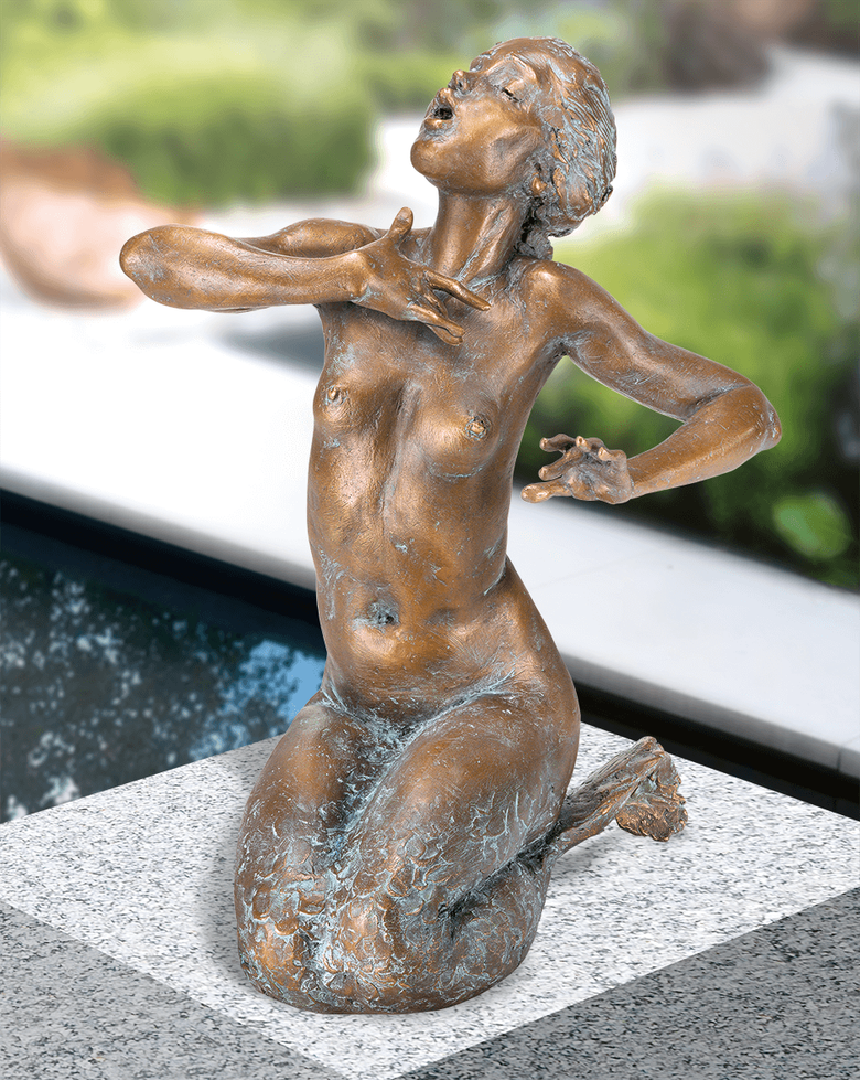 Bronzefigur »Parthenope« von Pawel Andryszewski