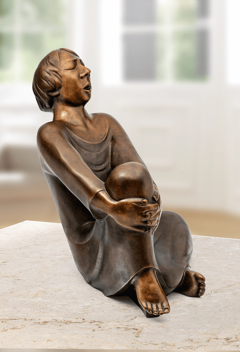 Bronzefigur »Der singende Mann« von Ernst Barlach