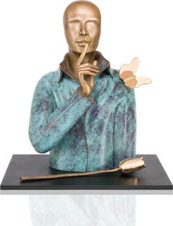 Bronzefigur Silence von Andrea Bucci