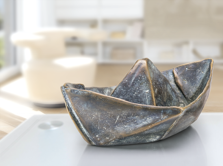 Bronzefigur Boat von Veronika Psotková