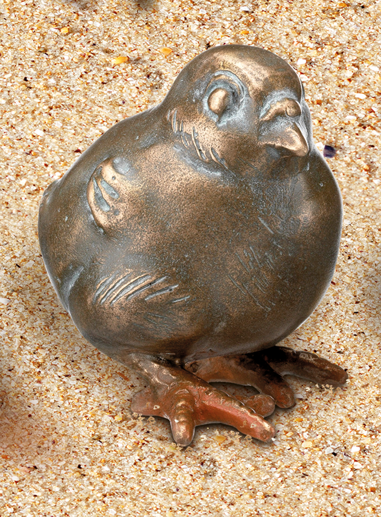 Bronzefigur Waldtraut nachdenklich von Atelier Strassacker